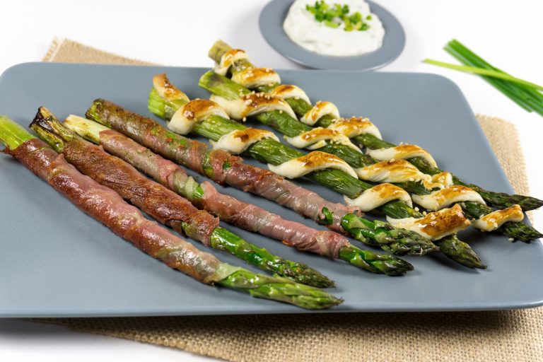 Spargel Snacks: Spargel-Grissini &amp; Spargel-Prosciutto-Röllchen - Eine ...