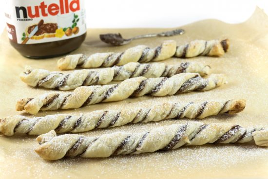 Nutella-Sticks mit Blätterteig